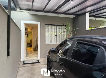 Casa · 111m² · 3 Quartos · 2 Vagas · Casa Sobrado em Água Verde, Blumenau/SC