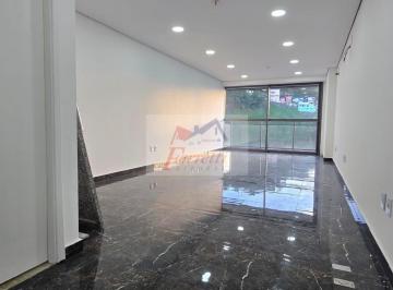 Comercial · 42m² · 1 Vaga · Sala comercial com 42 metros Em edifício em Valongo, Santos/SP