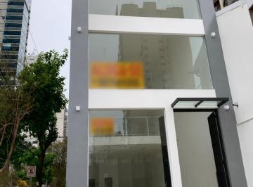 Comercial · 228m² · 2 Vagas · Loja na Alameda dos Nhambiquaras, 779 • 228 m²