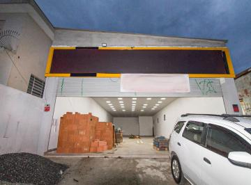 Comercial · 205m² · Prédio comercial na Avenida Augusto Antunes, N. 34 - Salão • 205 m²