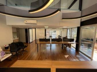 Comercial · 135m² · 3 Vagas · Sala comercial na Rua Andrade Fernandes, 303 - Conjunto 10 • 135 m²