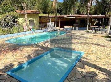 13bd1033025e3fe993466b57e3a814bde5c693e1 · Linda chácara disponível para venda ou locação - Amplo espaço verde ideal para momentos de lazer co