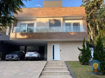 a91cae772dbcf6c82a69929b74af872fa1548f6e · Casa de alto padrão com três suítes na Granja Viana