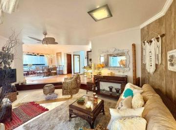 1352e91ba80a1253df34551ba8a795308df6121a · Apartamento com vista mar, elevador privativo e 4 dormitórios na Praia das Astúrias – Alfa Imóveis G