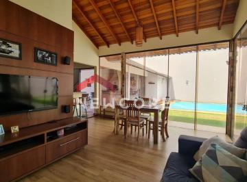 Casa · 176m² · 3 Quartos · 2 Vagas · Casa em Rua Professor Jailton Saraiva - Jardim América - Maringá/PR