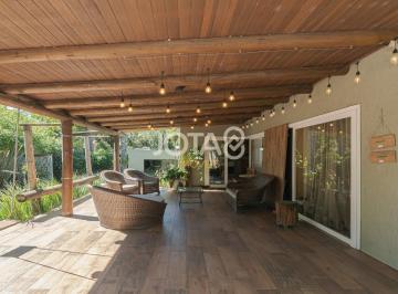 Casa · 334m² · 3 Quartos · 6 Vagas · CASA TÉRREA COM JARDIM