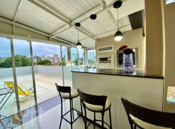 88c85363 · Cobertura, 3 dormitórios, 203.25 m², em Petrópolis
