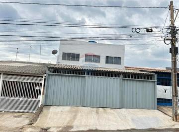 Casa · 250m² · 3 Quartos · 3 Vagas · Casa  Sobrado 3 quartos Ceilandia Df