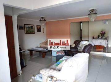 9bfe9aee7922bdba010ec089f53e9a42d735ee30 · Casa com 05 dormitórios