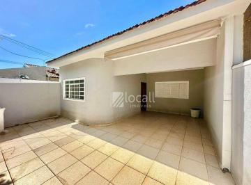 12facffe04dfc30ff6935c77accc2d151c39762c · Casa residencial com 03 quartos e com edícula para locação no Bairro Jardim Conceição em São José do
