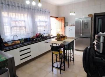 202604131459533629.jpeg · CASA COM 2 DORMITÓRIOS, SENDO UMA SUÍTE PRÓXIMO AO NOVO SHOPPING DE PRAIA GRANDE!