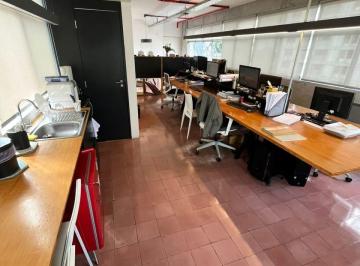 Comercial · 58m² · 1 Vaga · Sala comercial na Rua Mourato Coelho, N. 798 - Conjunto 61 • 58 m²