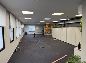 Comercial · 220m² · 4 Vagas · Sala comercial na Rua Maestro Cardim, N. 1251 - 10° Andar • 220 m²