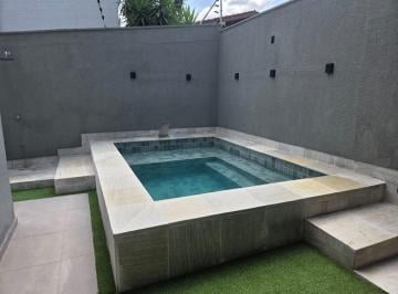 Casa de 4 quartos, São Sebastião · Casa em condomínio disponível para venda no bairro de Juquehy