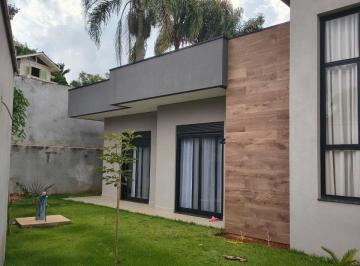 Fachada · Casa à venda no Bairro Caxambu em Jundiaí - SP