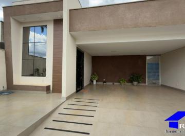 Casa de 3 quartos, Gama · RDS vende casa alto padrão condomínio Requinte próximo ao Gama