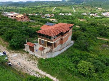 Casa de 4 quartos, Gravatá · Casa fora de condomínio com 04 quartos e amplo espaço gourmet à venda em Gravatá/PE!