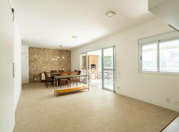 Apartamento de 3 quartos, São Paulo · Apto 130 m² 3 suítes 2 vagas "Olympic" - Chácara Santo Antônio - cheio de armário e ar-condicionado.