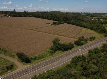 Rural de 2 quartos, Engenheiro Coelho · Sitio 4,4 alqueires Engenheiro Coelho, 300 metros asfalto, 2 casas córrego, aceito carro negócio