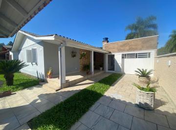 Casa · 180m² · 3 Quartos · 2 Vagas · 
                                Casa com 3 Dormitórios, suíte com closet, Garagem para 2 carros e q