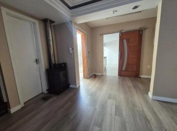Casa · 130m² · 3 Quartos · 2 Vagas · SOBRADO SEMI MOBILIADO EM CONDOMÍNIO COM 3 DORM - ÁREA GOURMET - 2 VAGAS, BAIRRO FÁTIMA EM CANOAS/RS