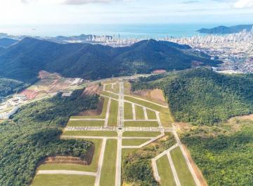 Terreno de 1 quarto, Camboriú · Terreno em Várzea Do Ranchinho (Monte Alegre), Camboriú/SC de 300m² 1 quartos à venda por R$ 897.000