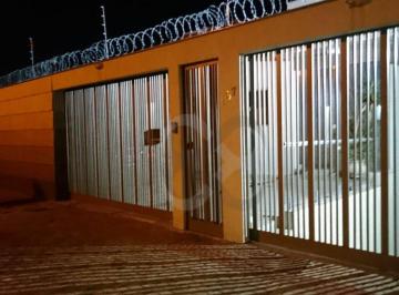 Casa · 240m² · 4 Quartos · 3 Vagas · Sobrado em Jardim Monte Sinai, Londrina/PR de 240m² 4 quartos para locação R$ 4.800,00/mes