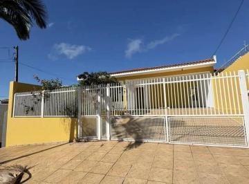 Casa · 3 Quartos · 4 Vagas · Casa em Jardim Acapulco, Marília/SP de 0m² 3 quartos para locação R$ 3.200,00/mes