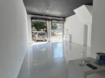 Comercial · 60m² · 1 Vaga · Ponto em Vila Pirajussara, São Paulo/SP de 60m² para locação R$ 3.000,00/mes