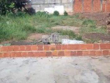 Terreno · 300m² · Terreno em Umuarama, Araçatuba/SP de 300m² à venda por R$ 150.000,00