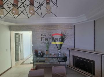 Casa · 253m² · 3 Quartos · 4 Vagas · Casa em condomínio à venda na Vila Santos ? 253m², quintal com churrasqueira e segurança 24 horas!