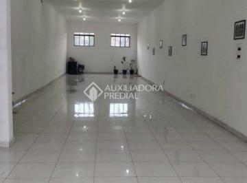 Casa · 280m² · 2 Quartos · 10 Vagas · Casa de 280 metros com Salão a venda em Santo André