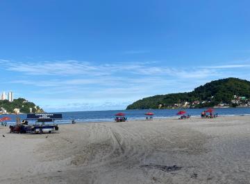 Apartamento , São Vicente · Apartamento DUPLEX para venda em São Vicente, 1 dormitório amplo, prédio frente mar, vaga coletiva