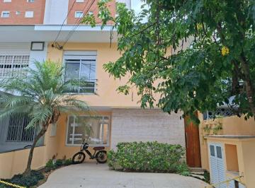 Casa · 160m² · 3 Quartos · 2 Vagas · Casa de Vila Fechada reformada para locação itaim Bibi 3 dorms. 1 suite