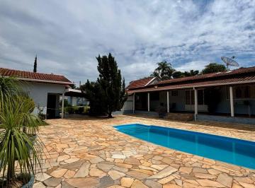Casa de 4 quartos, Itapira · Cinematográfica Chácara à Venda em Itapira, SP