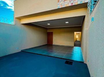 Casa · 140m² · 3 Quartos · 2 Vagas · Casa 3 Q sendo 1 suite localizada no bairro de Lourdes Anápolis -GO