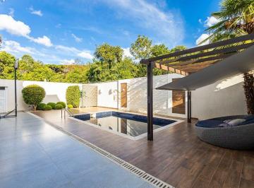 7049_iY89exV8i46357a1m_704969e0e096818e8.jpg · CASA ALTO PADRÃO NO PILARZINHO | 4 SUÍTES | 380m² | CASA MOBILIADA PARA LOCAÇÃO