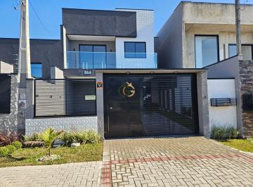 Casa · 176m² · 3 Quartos · 3 Vagas · Sobrado com piscina em Araucária, pronto para mora