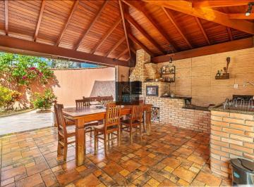 Foto 01 · Imperdível oportunidade: Sobrado à venda em Taubaté-SP, Jardim Canuto Borges, 3 suítes, 2 salas, 4 b