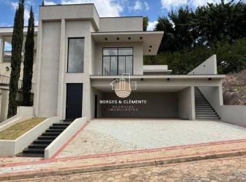 Casa · 216m² · 3 Quartos · 3 Vagas · Residência de Alto Padrão no Residencial Spazio Design