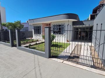 Casa de 4 quartos, Itajaí · Casa na Vila Operária - Itajaí/SC