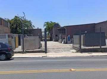 Apartamento , São Paulo · Terreno Com 912,00m² Comercial e Residencial Situado na Av. Amador Bueno Da Veiga Penha SP.