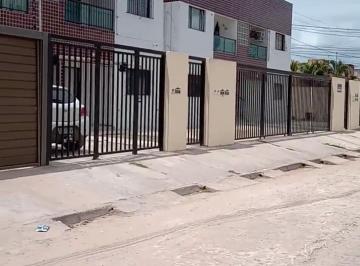Apartamento de 3 quartos, Paulista · Apartamento em Pau Amarelo - Rua Calçada - quintal e oitão
