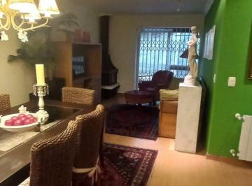 Apartamento · 75m² · 2 Quartos · 1 Vaga · Apartamento a venda em Gramado com 02 dormitórios, suíte, sacada e vaga coberta