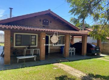 Casa · 121m² · 3 Quartos · 10 Vagas · Condomínio Palavra da Vida: Casa com Quintal Amplo e Lazer Privativo