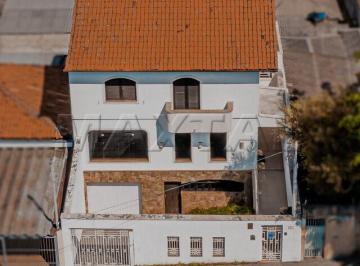 Casa · 350m² · 3 Quartos · 4 Vagas · Sobrado no bairro Jardim Paraíso, Zona Norte. Este sobrado espaçoso possui 3 dormitórios.