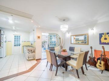 Casa · 173m² · 3 Quartos · 2 Vagas · Sobrado no Parque Continental com 3 dormitórios (1 suíte) e 2 vagas - 173 m²