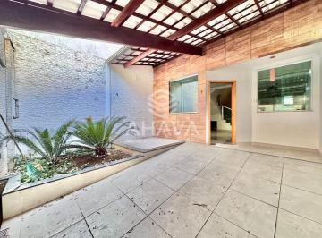 Casa · 130m² · 3 Quartos · 2 Vagas · Casa Geminada com 3 Quartos sendo 1 Suíte à Venda, 2 Vagas, 130m², Bairro Santa Branca, próximo à Av