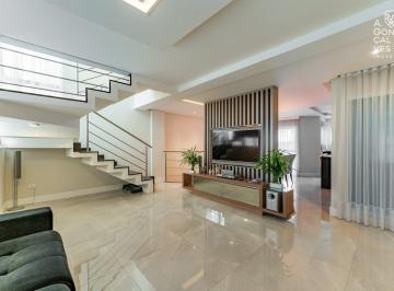 Casa · 232m² · 3 Quartos · 4 Vagas · Casa em condomínio, 03 Dormitórios, 04 Vagas, Churrasqueira a carvão, Uberaba, Curitiba.