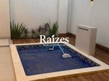 Casa · 150m² · 3 Quartos · 2 Vagas · Casa Térrea de Luxo no Condomínio Raros bairro Alto Umuarama, Uberlândia MG